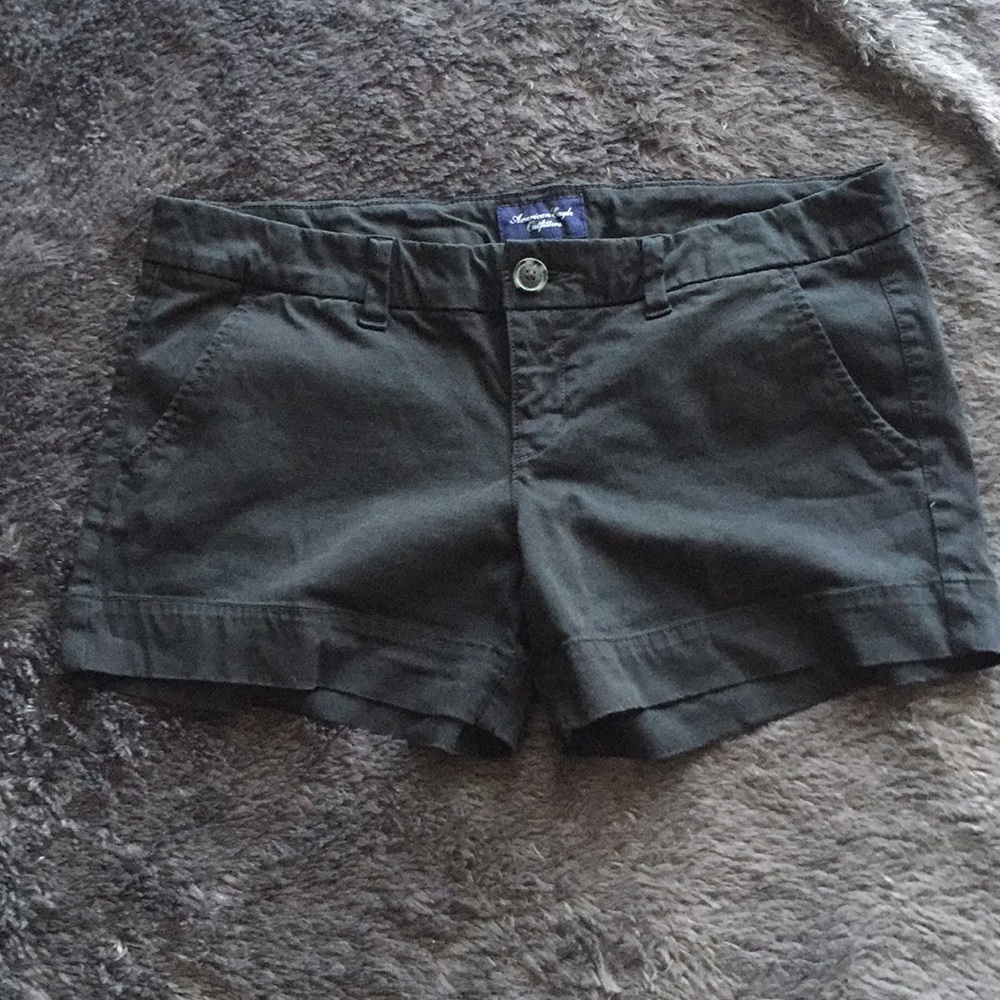 American Eagle black 2 inch seam short